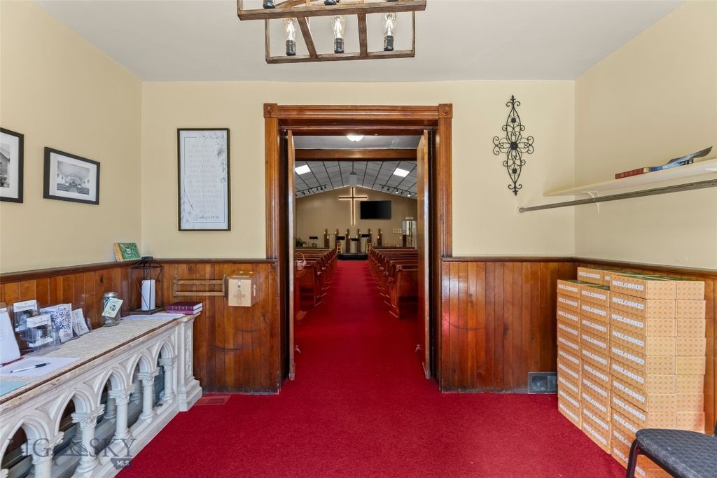 236 S 3rd Street, Livingston, MT 59047 photo 16