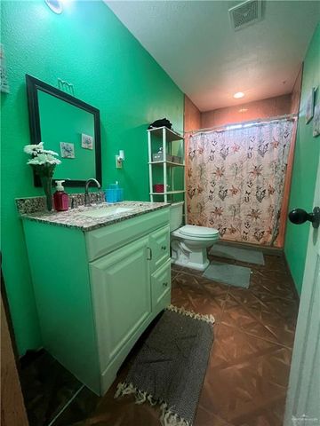 422 Dove Street, Sullivan City, TX 78595