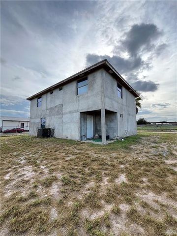 422 Dove Street, Sullivan City, TX 78595