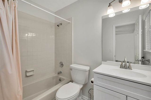 239 Georgia Street, St Simons Island, GA 31522