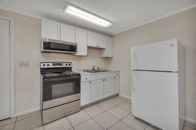 239 Georgia Street, St Simons Island, GA 31522