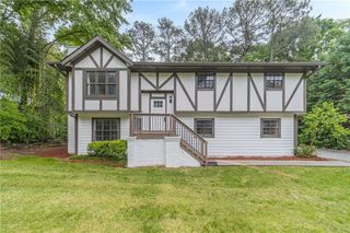 4576 Canda Drive NW, Lilburn, GA 30047
