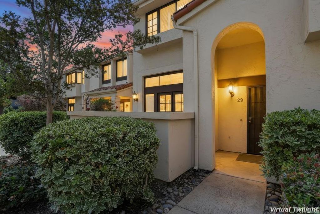 5715 Baltimore Drive 29, La Mesa, CA 91942 — exterior