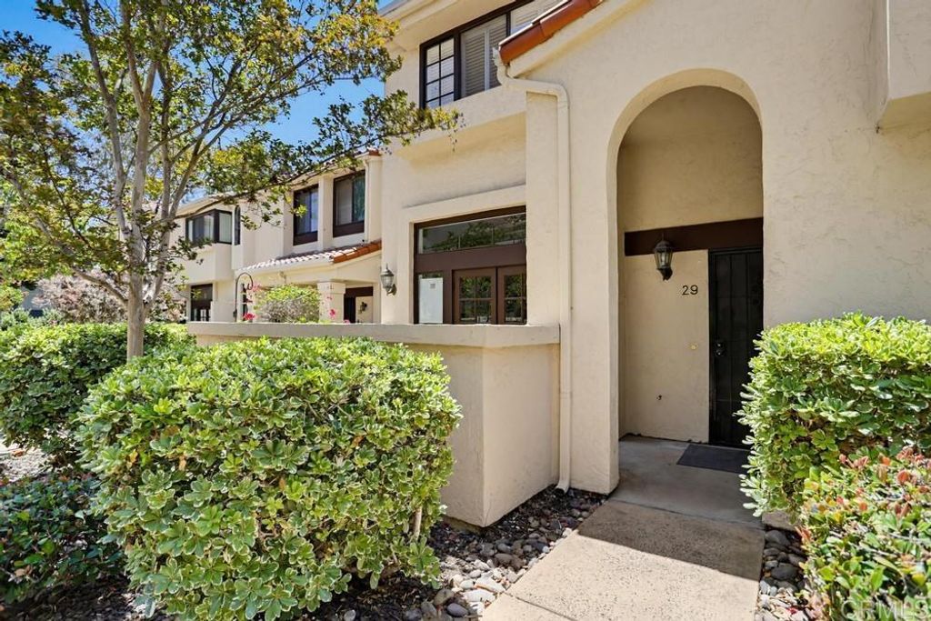 5715 Baltimore Drive 29, La Mesa, CA 91942 — photo 2