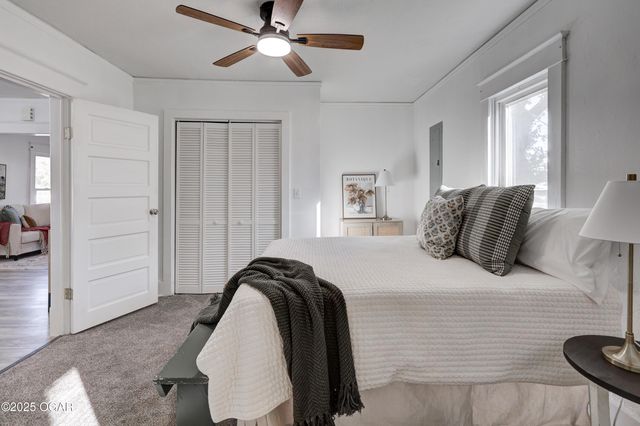 414 S McKinley Avenue, Joplin, MO 64801