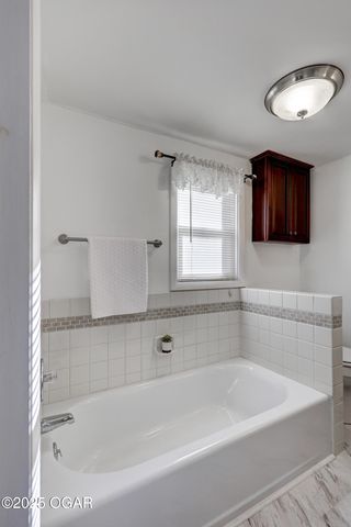 414 S McKinley Avenue, Joplin, MO 64801