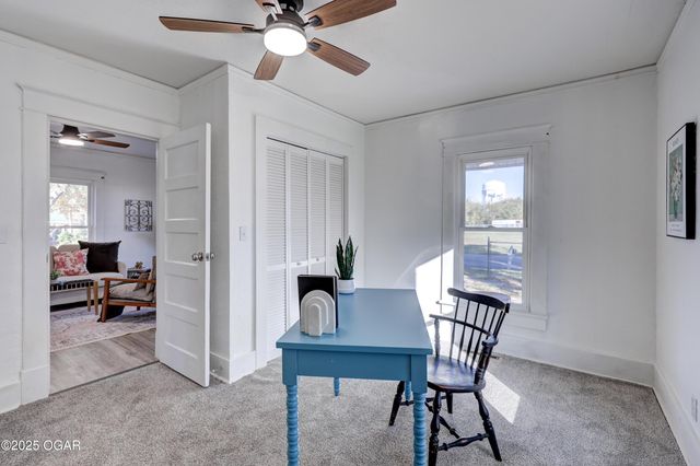 414 S McKinley Avenue, Joplin, MO 64801