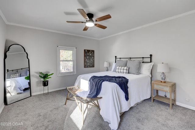 414 S McKinley Avenue, Joplin, MO 64801