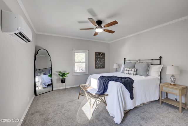 414 S McKinley Avenue, Joplin, MO 64801