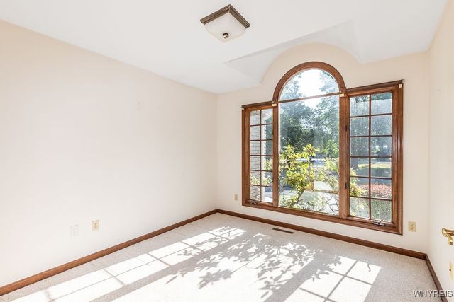 5354 Thompson Road, Clarence, NY 14031