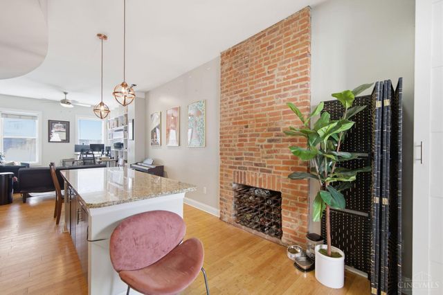 1338 Vine Street, Cincinnati, OH 45202