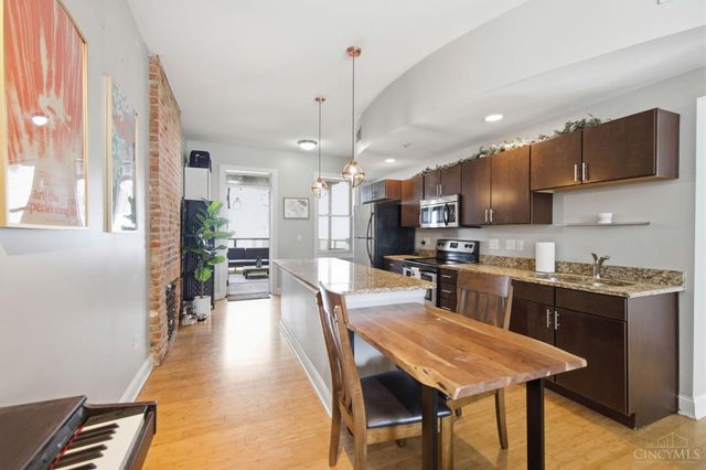 1338 Vine Street, Cincinnati, OH 45202