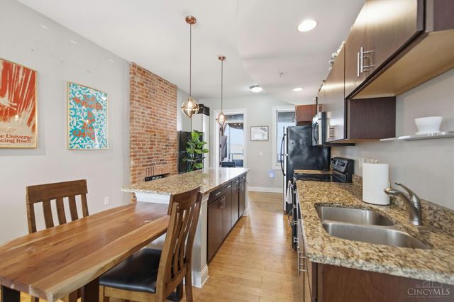 1338 Vine Street, Cincinnati, OH 45202