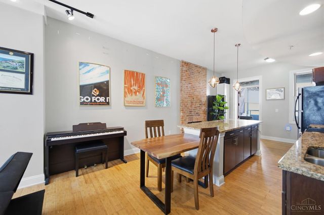 1338 Vine Street, Cincinnati, OH 45202