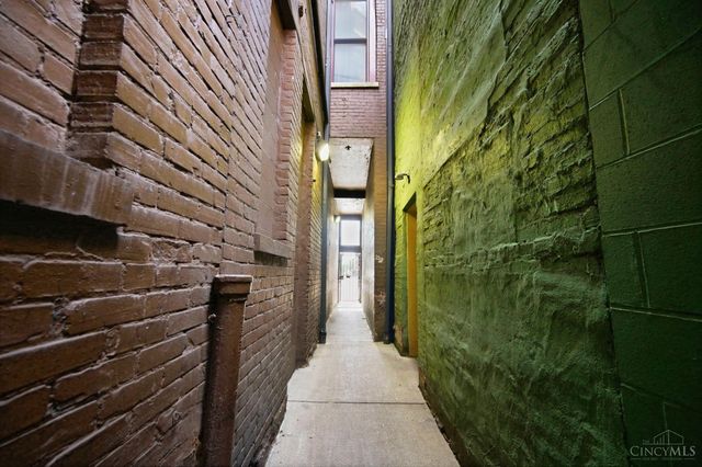 1338 Vine Street, Cincinnati, OH 45202