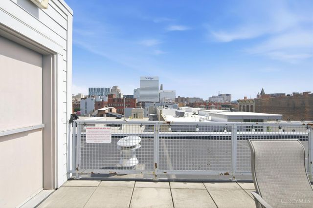 1338 Vine Street, Cincinnati, OH 45202