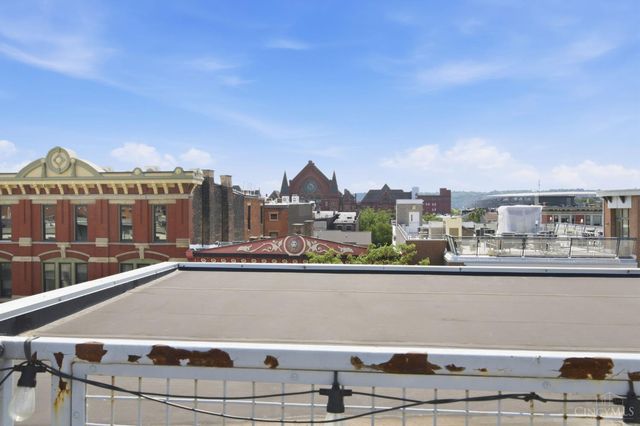 1338 Vine Street, Cincinnati, OH 45202