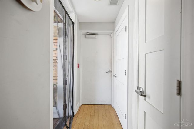 1338 Vine Street, Cincinnati, OH 45202