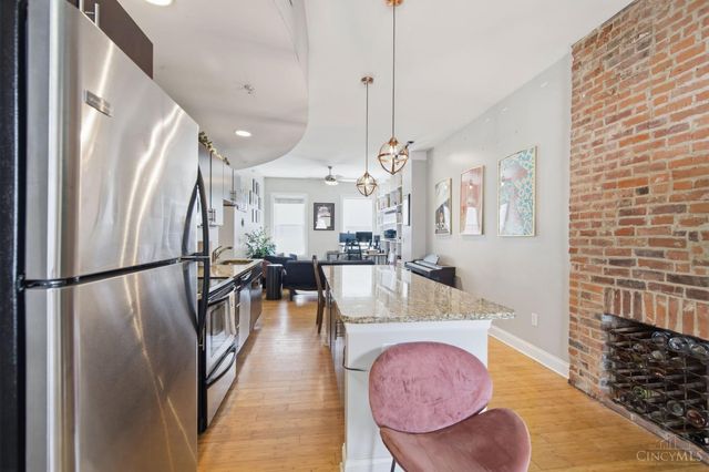 1338 Vine Street, Cincinnati, OH 45202