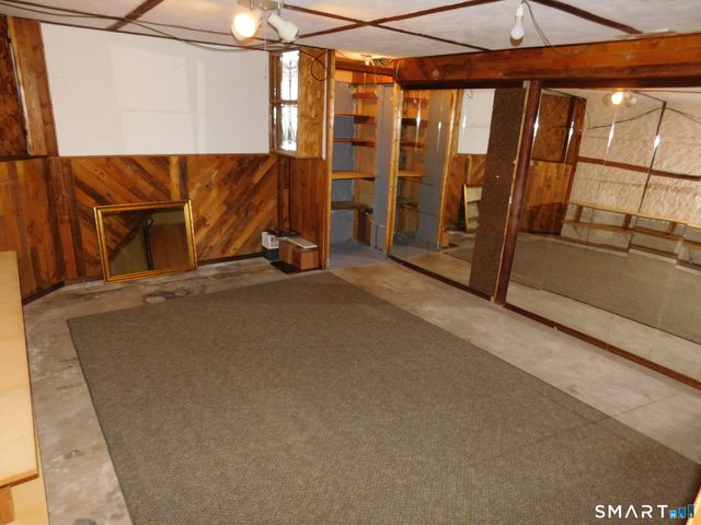 51 Hughes Street, East Haven, CT 06512