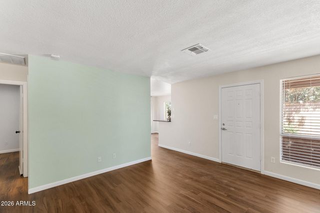 330 W TONOPAH Drive 5, Phoenix, AZ 85027