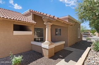 330 W TONOPAH Drive 5, Phoenix, AZ 85027