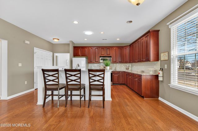 24 Jonahs Pond Lane, Barnegat, NJ 08005