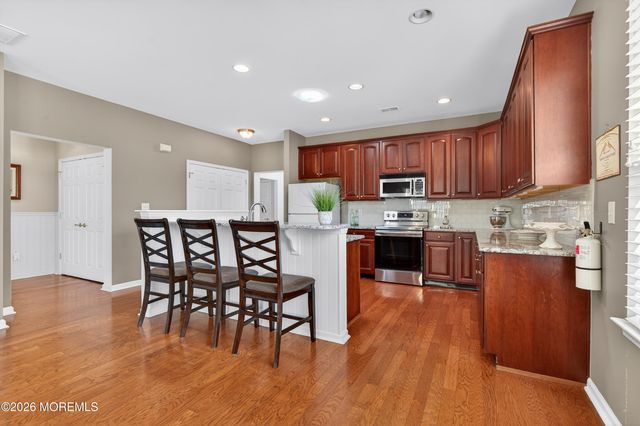 24 Jonahs Pond Lane, Barnegat, NJ 08005