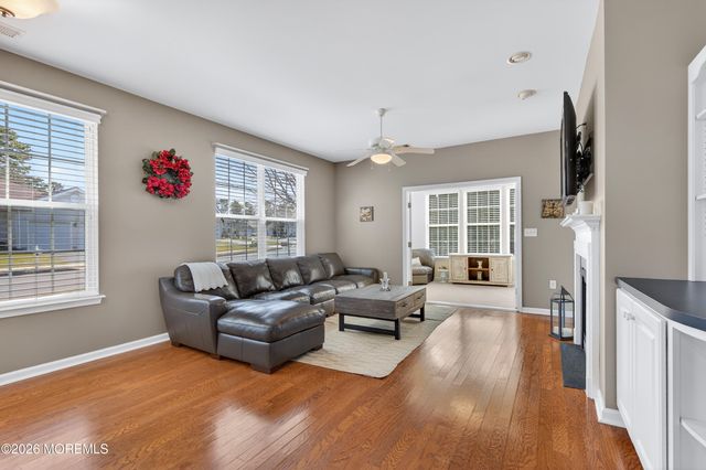 24 Jonahs Pond Lane, Barnegat, NJ 08005