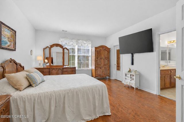 24 Jonahs Pond Lane, Barnegat, NJ 08005