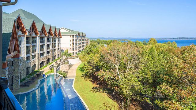 250 Lakewood Drive 5205, Hollister, MO 65672