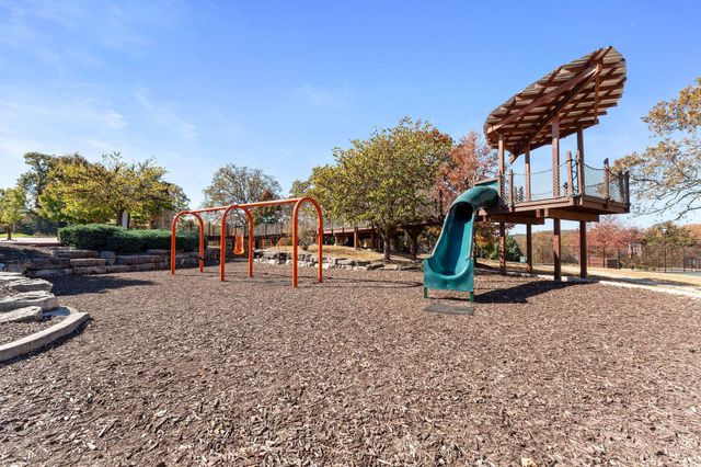 250 Lakewood Drive 5205, Hollister, MO 65672