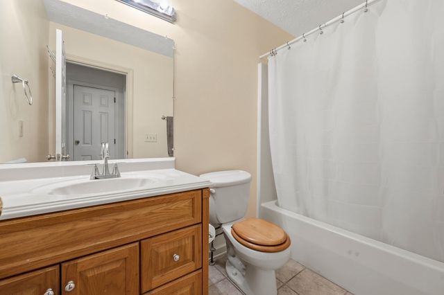 2904 Affirmed Court B, Lexington, KY 40509