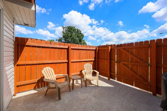 2904 Affirmed Court B, Lexington, KY 40509