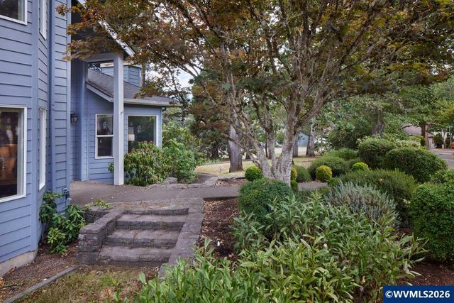2995 NW Snowberry Pl, Corvallis, OR 97330