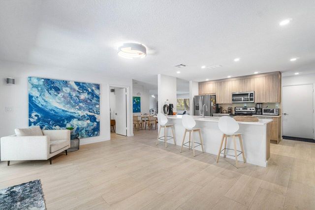 5903 N Ocean Boulevard, Ocean Ridge, FL 33435