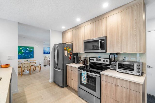 5903 N Ocean Boulevard, Ocean Ridge, FL 33435
