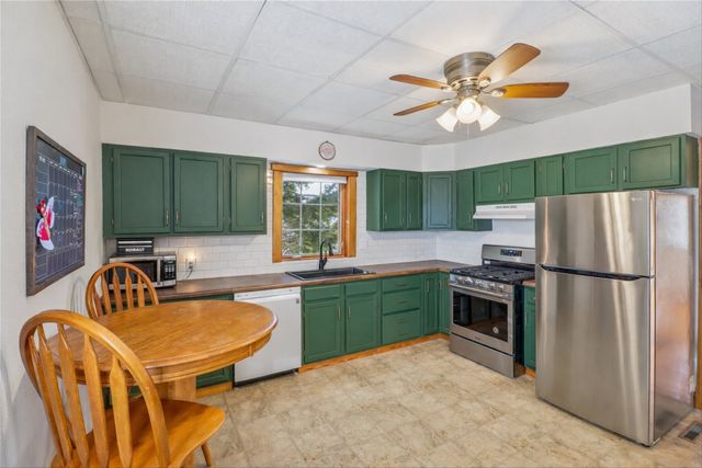 207 N High Street, Baxter, IA 50028