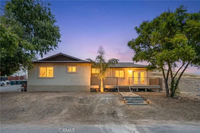 17480 Bromley, Lake Elsinore, CA 92530