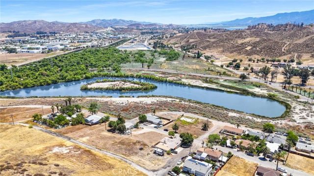 17480 Bromley, Lake Elsinore, CA 92530