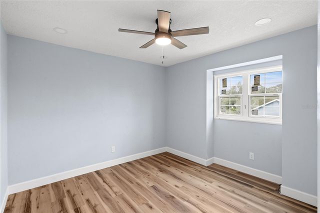 413 S DEERWOOD AVENUE, Orlando, FL 32825