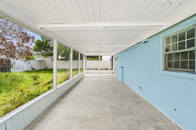 413 S DEERWOOD AVENUE, Orlando, FL 32825