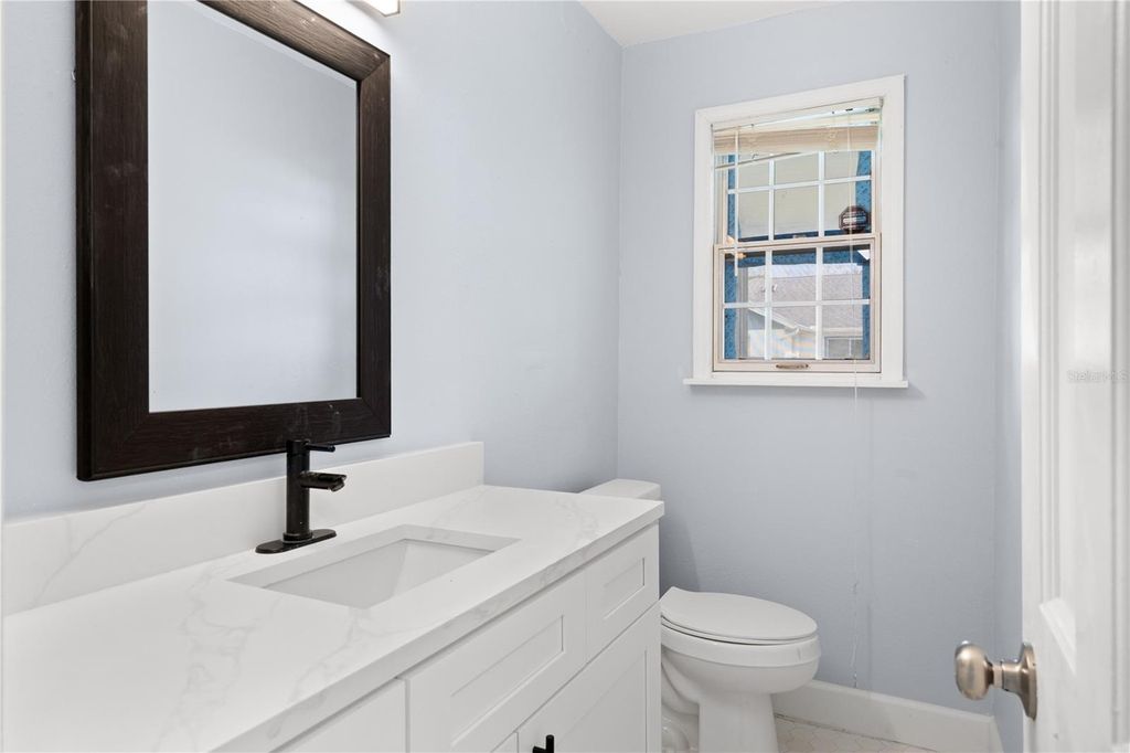 Image 21 of property listing at 413 S DEERWOOD AVENUE, Orlando, FL 32825