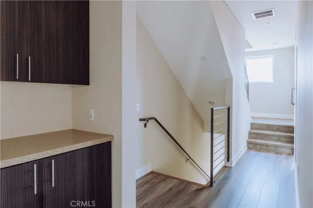 2753 Waverly Drive 1103, Los Angeles, CA 90039