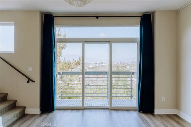 2753 Waverly Drive 1103, Los Angeles, CA 90039