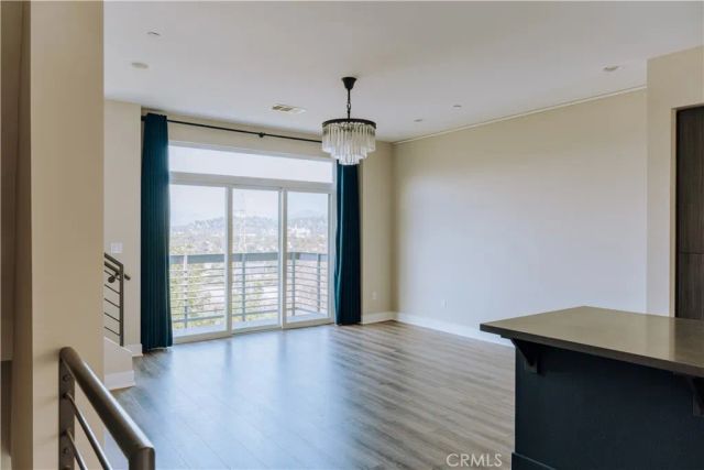 2753 Waverly Drive 1103, Los Angeles, CA 90039