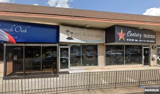 20 Elm Street, Oakland, NJ 07436