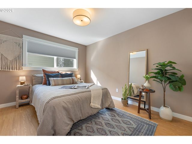 8682 N WILLAMETTE Blvd, Portland, OR 97203