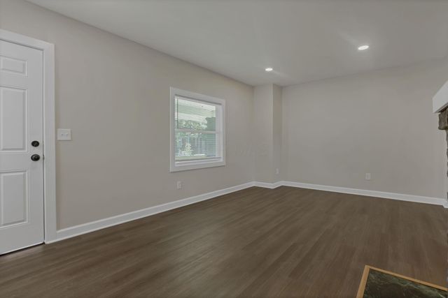 95 S Eureka Avenue, Columbus, OH 43204