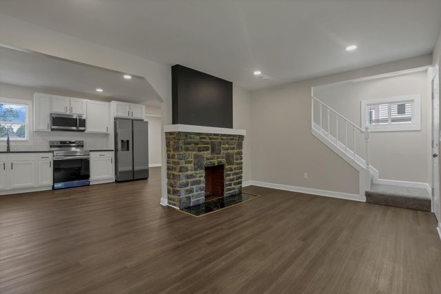 95 S Eureka Avenue, Columbus, OH 43204